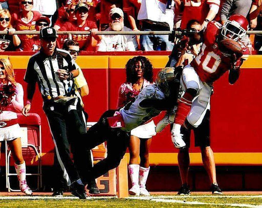 Tyreek Hill One Handed Catch vs. Saints Unsigned 8x10 Photo